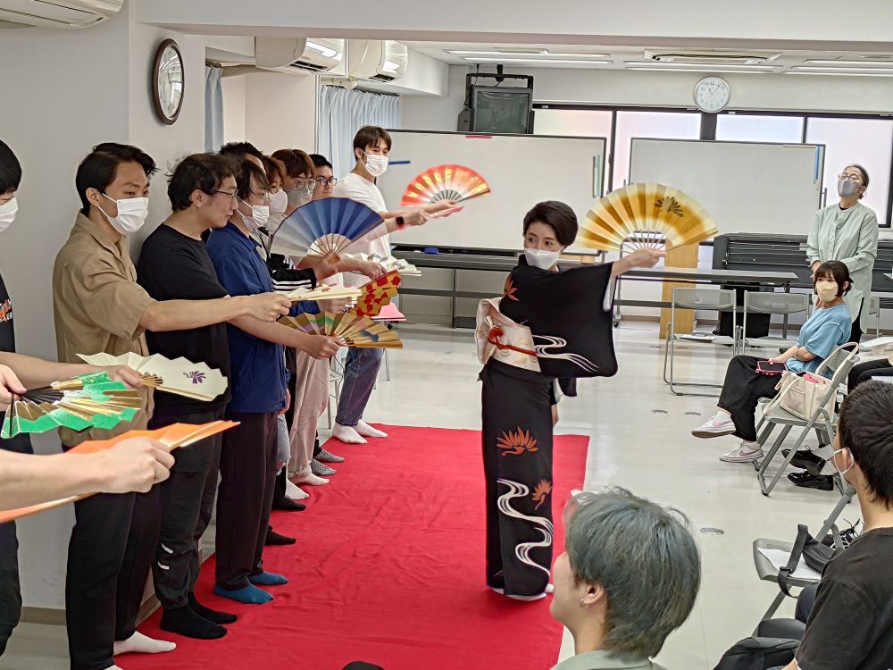 Intercultural Exchange Events 2023 – Shamisen and traditional Japanese dance –