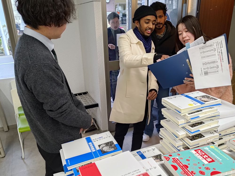 Students Received New Textbooks